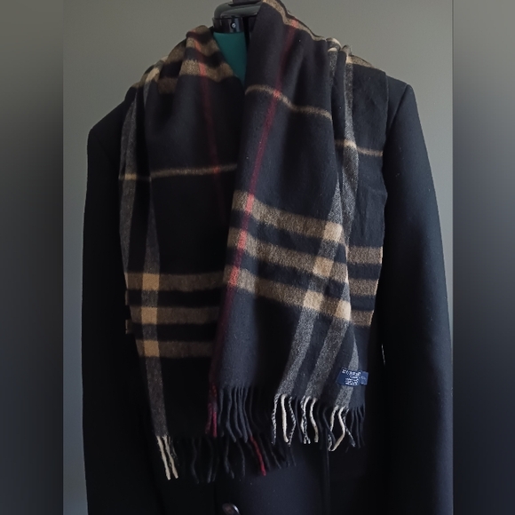 Burberry Men 100% Cashmere Winter Scarf 12